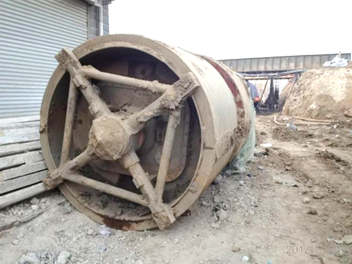 濟南過鐵路D2000的管12.jpg